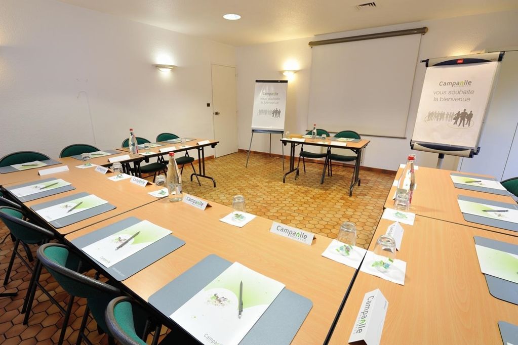 Campanile Saintes Hotell Fasiliteter bilde